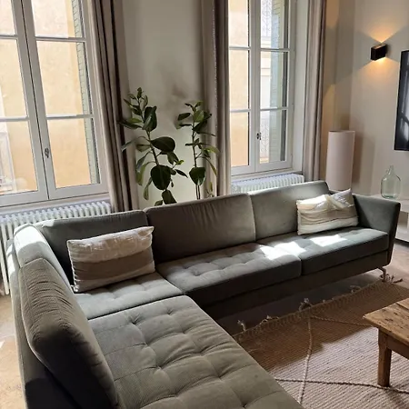 Uzes-la Maison Aux Petits Pas * Uzès