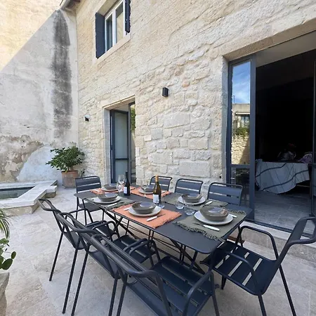 Casa vacanze Uzes-la Maison Aux Petits Pas *