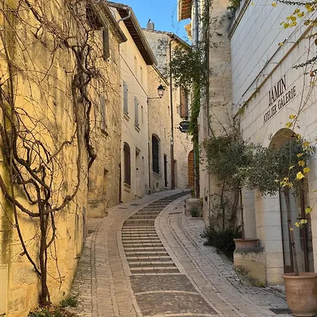 Uzes-la Maison Aux Petits Pas Nyaraló *
