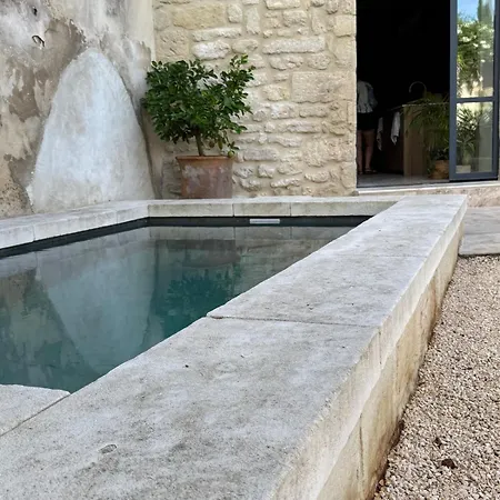 Uzes-la Maison Aux Petits Pas * Uzès
